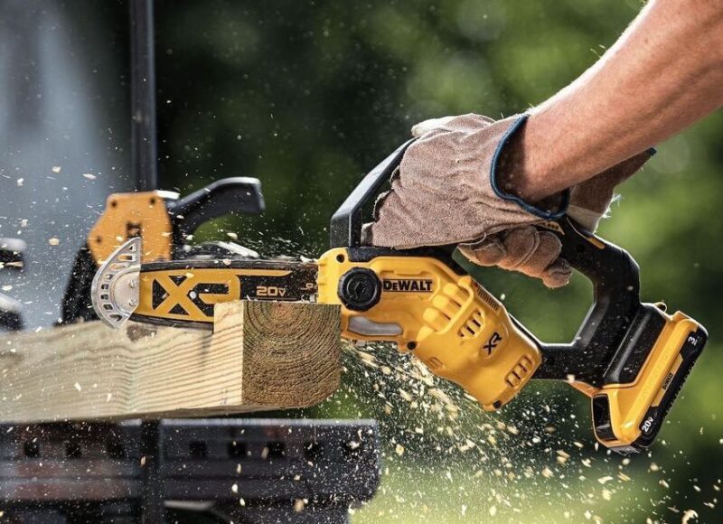 DeWalt 20V 8-tuumainen karsintaketjusaha DCCS623