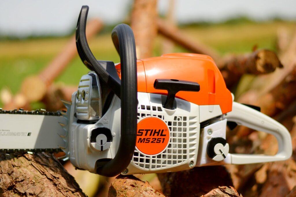 STIHL MS 251 moottorisaha